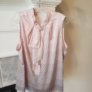 Pink sleeveless top